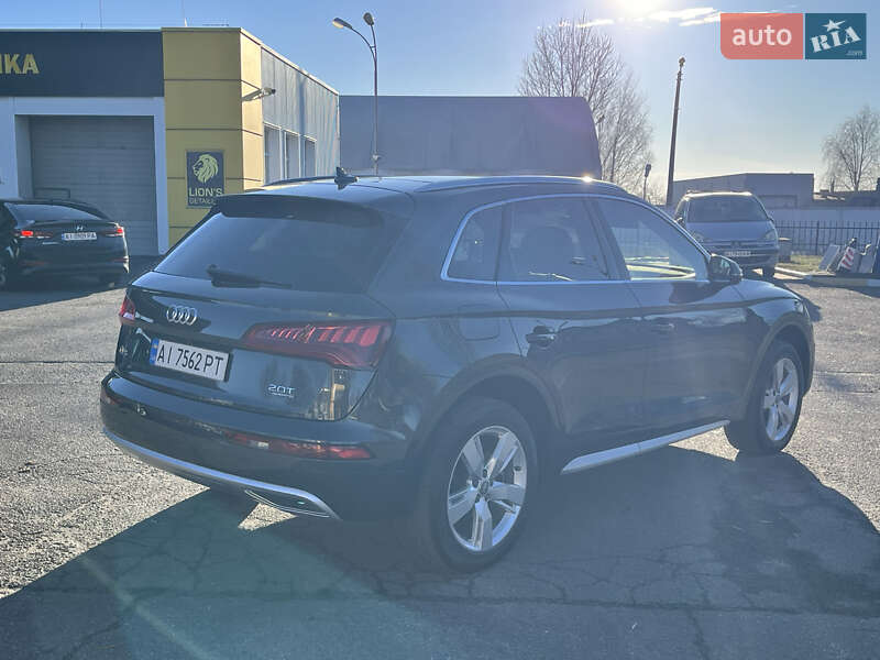 Внедорожник / Кроссовер Audi Q5 2017 в Василькове