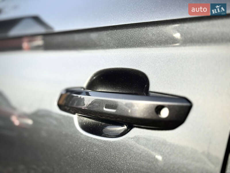 Внедорожник / Кроссовер Audi Q5 2016 в Стрые