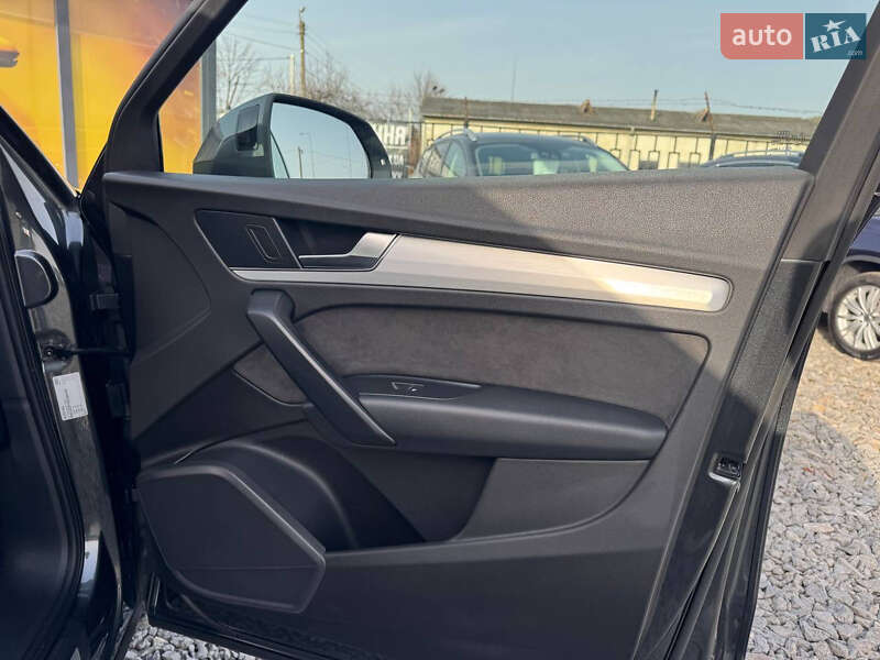 Внедорожник / Кроссовер Audi Q5 2016 в Стрые