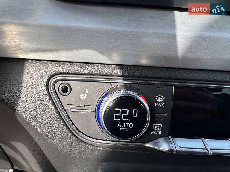 Внедорожник / Кроссовер Audi Q5 2016 в Стрые