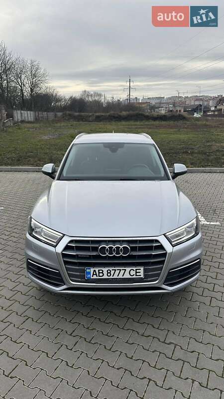 Внедорожник / Кроссовер Audi Q5 2017 в Виннице