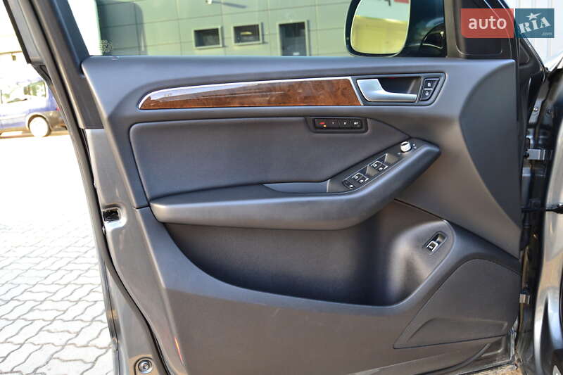 Внедорожник / Кроссовер Audi Q5 2015 в Дрогобыче