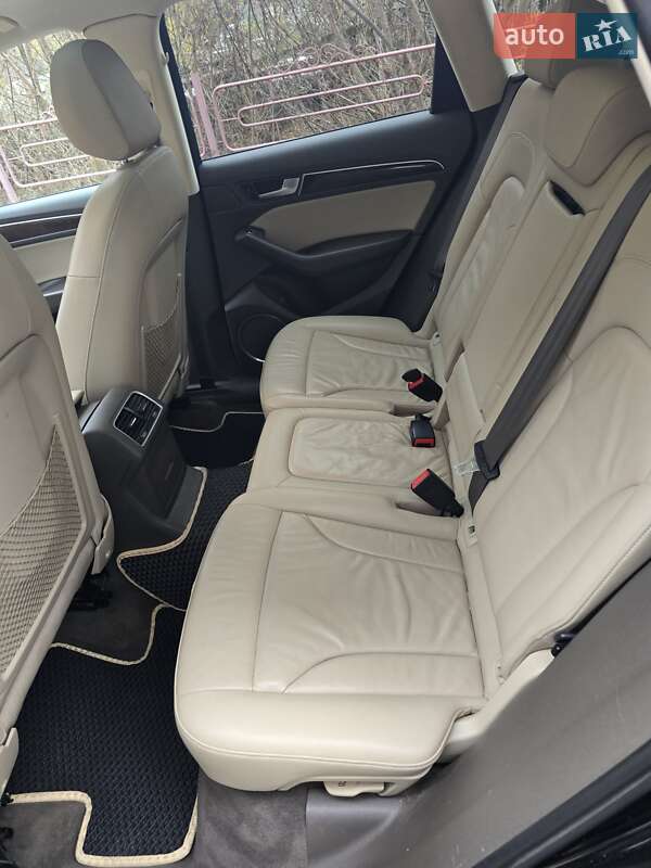 Внедорожник / Кроссовер Audi Q5 2016 в Каневе