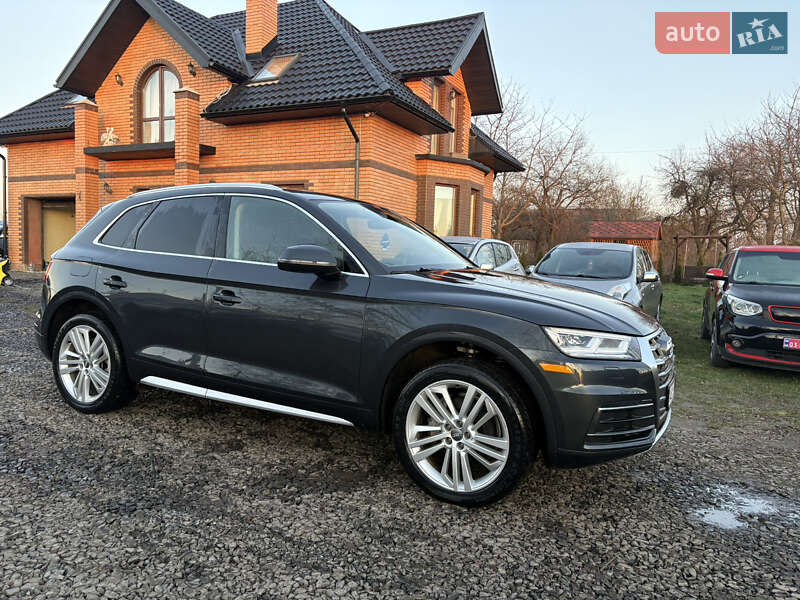 Внедорожник / Кроссовер Audi Q5 2018 в Луцке