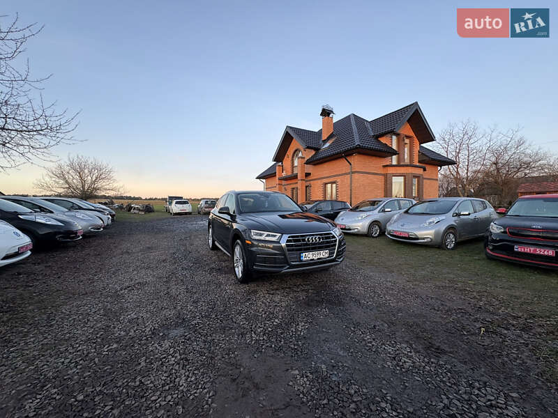 Внедорожник / Кроссовер Audi Q5 2018 в Луцке