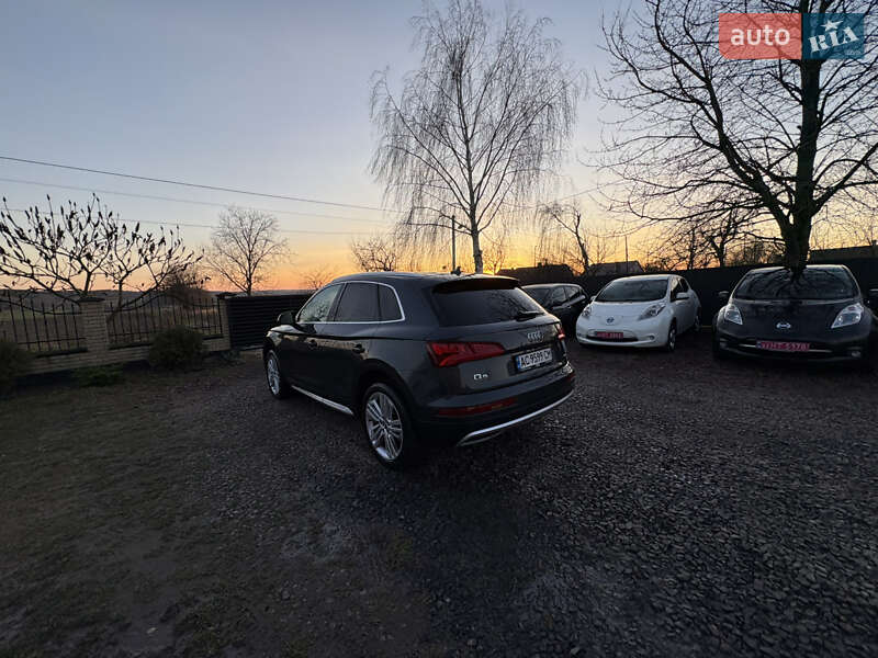 Внедорожник / Кроссовер Audi Q5 2018 в Луцке