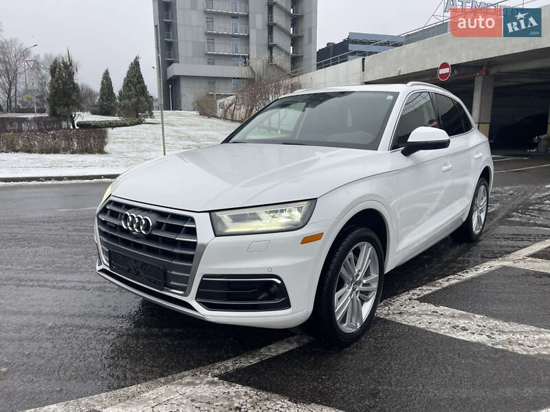 Внедорожник / Кроссовер Audi Q5 2018 в Киеве