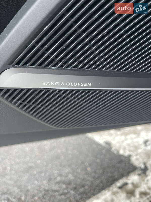 Внедорожник / Кроссовер Audi Q5 2018 в Киеве