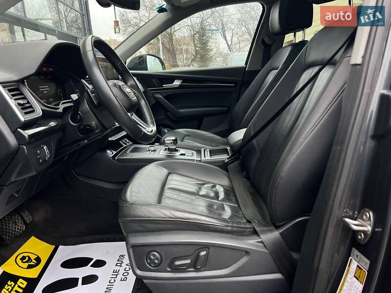 Внедорожник / Кроссовер Audi Q5 2018 в Ивано-Франковске