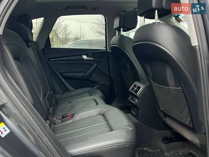 Внедорожник / Кроссовер Audi Q5 2018 в Ивано-Франковске