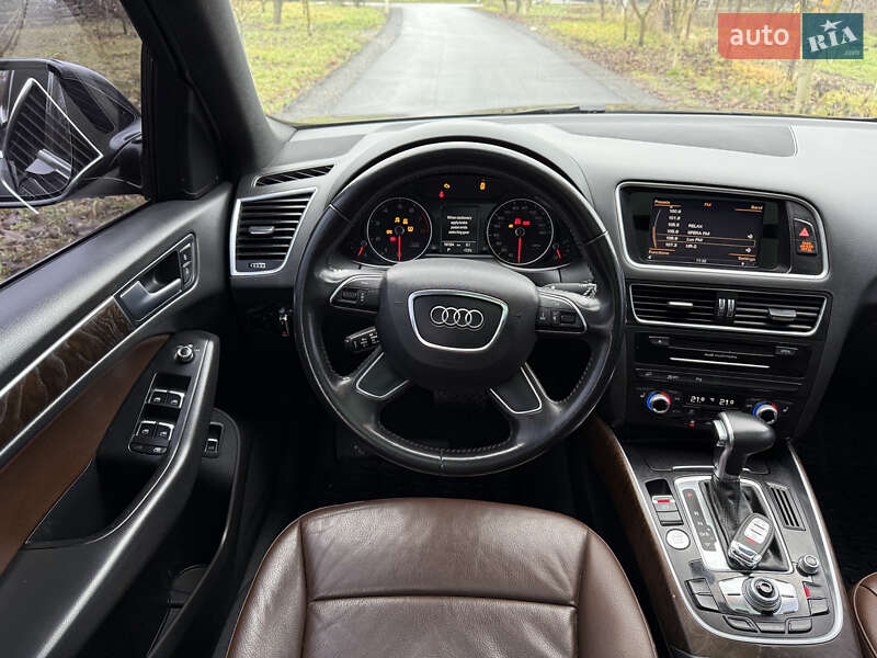 Внедорожник / Кроссовер Audi Q5 2017 в Луцке