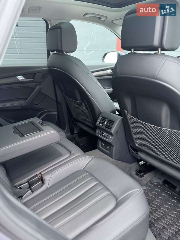 Внедорожник / Кроссовер Audi Q5 2023 в Барышевке