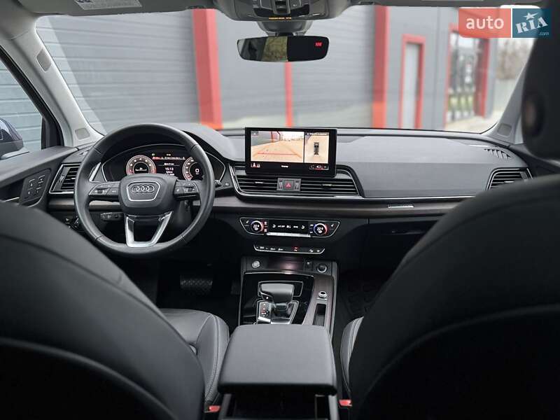 Внедорожник / Кроссовер Audi Q5 2023 в Барышевке