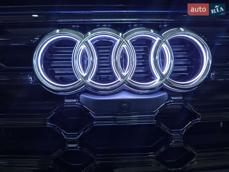 Внедорожник / Кроссовер Audi Q5 2023 в Барышевке