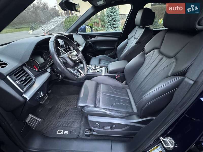 Внедорожник / Кроссовер Audi Q5 2017 в Киеве