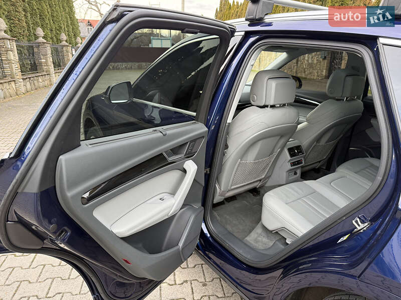 Позашляховик / Кросовер Audi Q5 2020 в Івано-Франківську фото 24 Позашляховик / Кросовер Audi Q5 2020 в Івано-Франківську