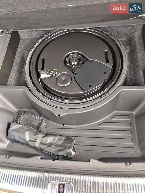 Внедорожник / Кроссовер Audi Q5 2016 в Киеве фото 4 Внедорожник / Кроссовер Audi Q5 2016 в Киеве