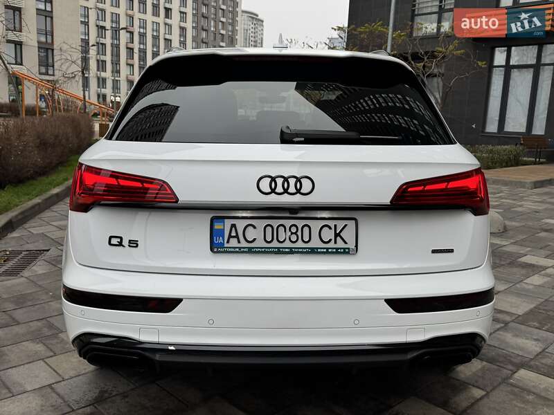 Внедорожник / Кроссовер Audi Q5 2022 в Киеве