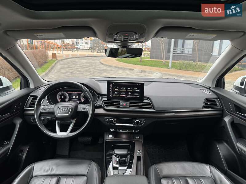 Внедорожник / Кроссовер Audi Q5 2022 в Киеве