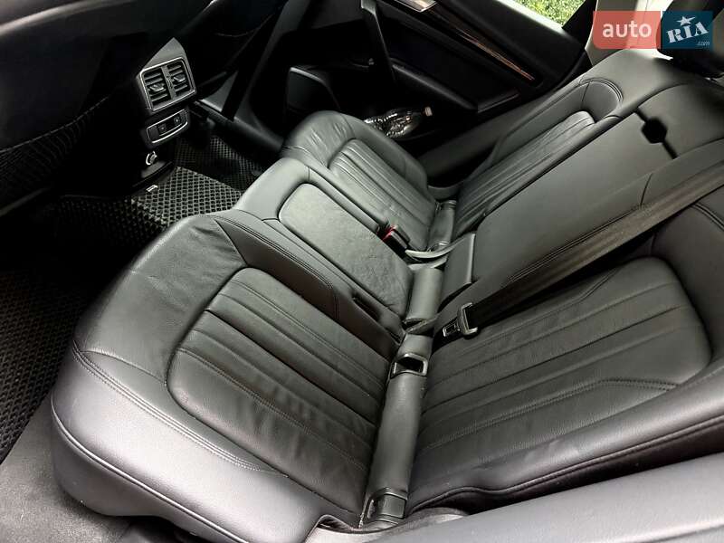 Внедорожник / Кроссовер Audi Q5 2017 в Львове фото 18 Внедорожник / Кроссовер Audi Q5 2017 в Львове