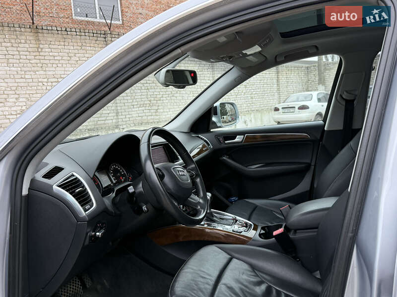Внедорожник / Кроссовер Audi Q5 2015 в Ровно