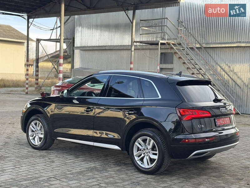 Внедорожник / Кроссовер Audi Q5 2017 в Ковеле фото 9 Внедорожник / Кроссовер Audi Q5 2017 в Ковеле