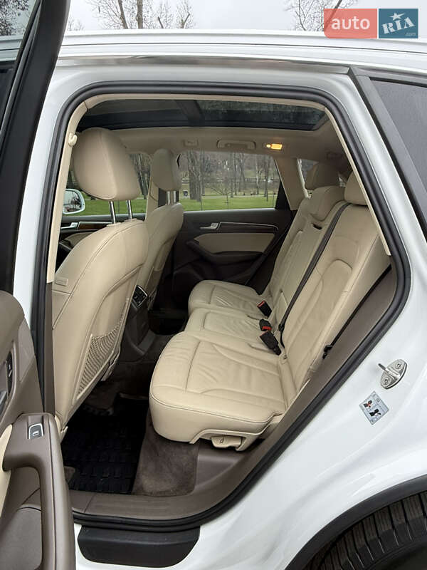 Внедорожник / Кроссовер Audi Q5 2015 в Киеве фото 46 Внедорожник / Кроссовер Audi Q5 2015 в Киеве