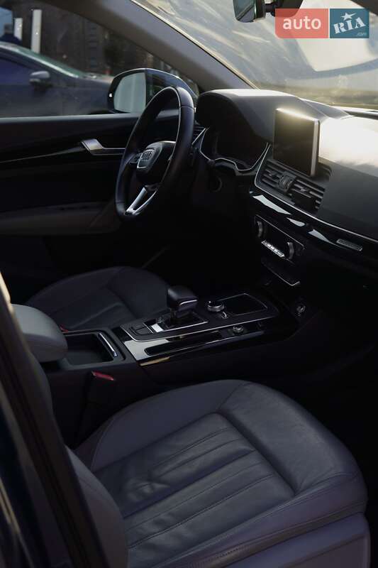 Внедорожник / Кроссовер Audi Q5 2018 в Ивано-Франковске