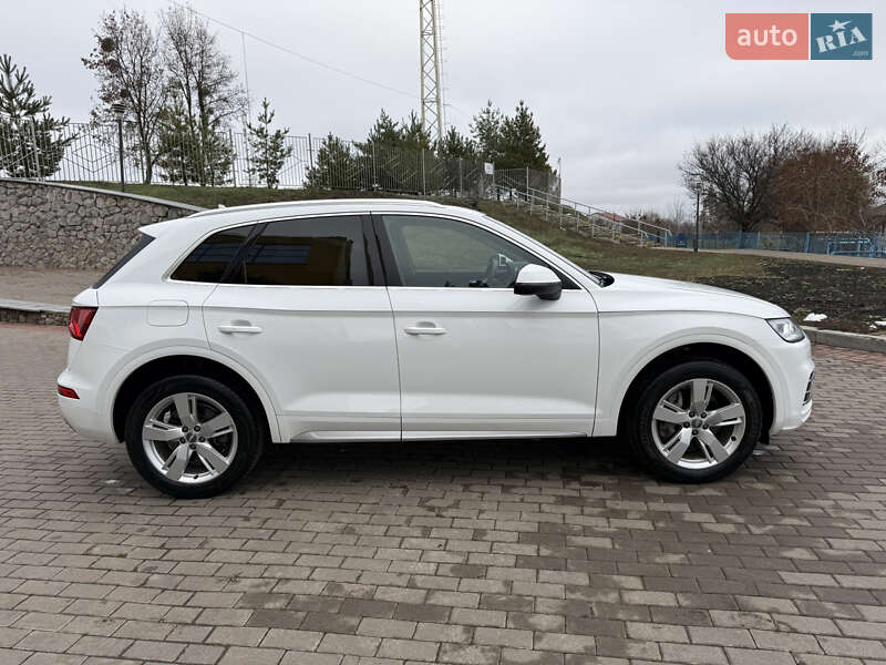 Внедорожник / Кроссовер Audi Q5 2018 в Харькове