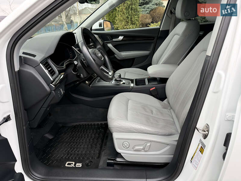 Внедорожник / Кроссовер Audi Q5 2018 в Харькове