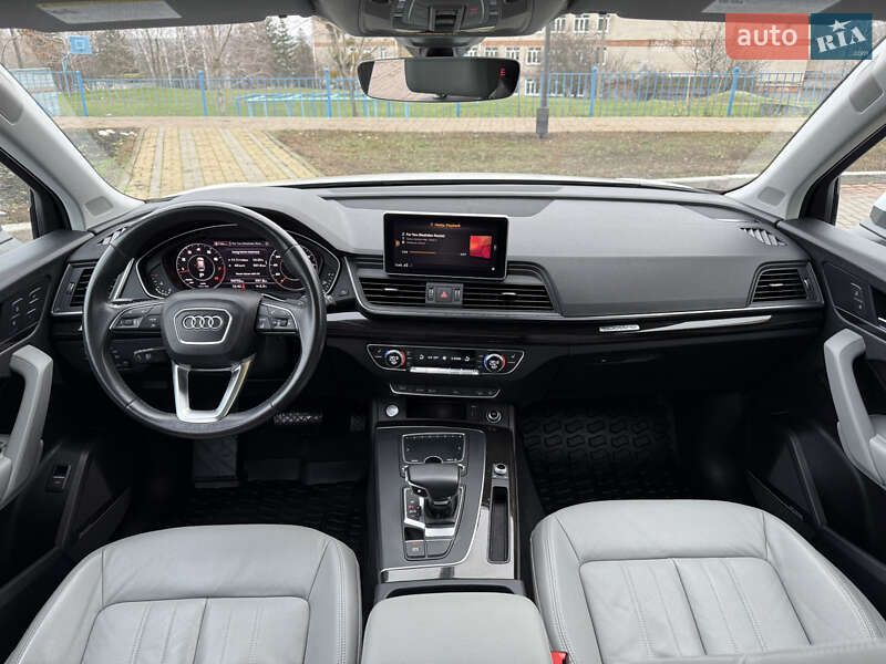 Внедорожник / Кроссовер Audi Q5 2018 в Харькове