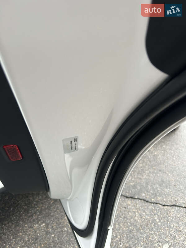 Внедорожник / Кроссовер Audi Q5 2018 в Сумах