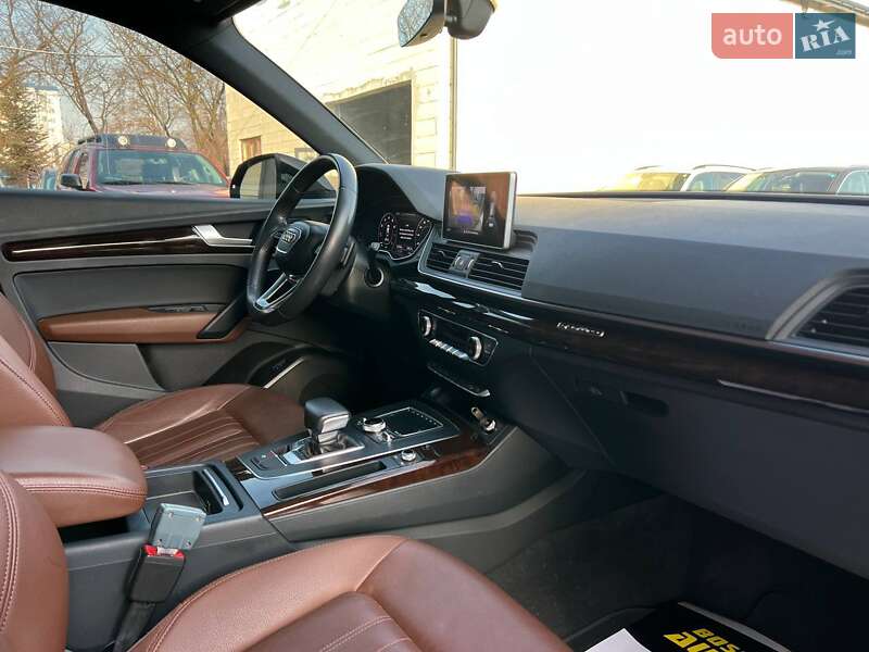 Внедорожник / Кроссовер Audi Q5 2018 в Ивано-Франковске