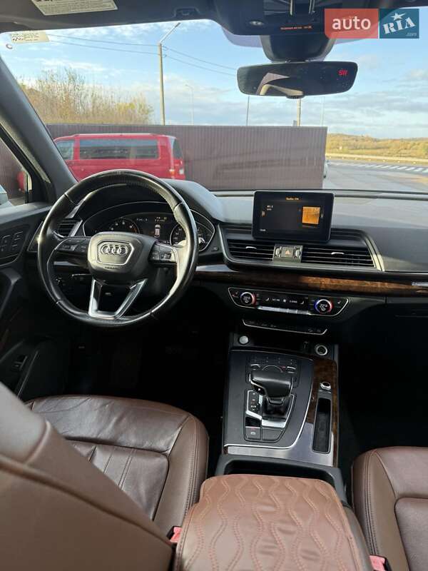 Внедорожник / Кроссовер Audi Q5 2019 в Ходорове