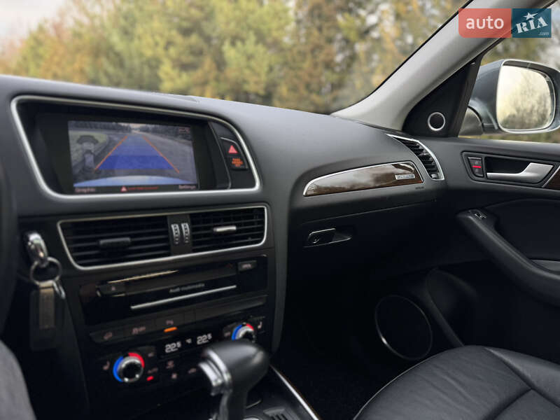 Внедорожник / Кроссовер Audi Q5 2014 в Ровно