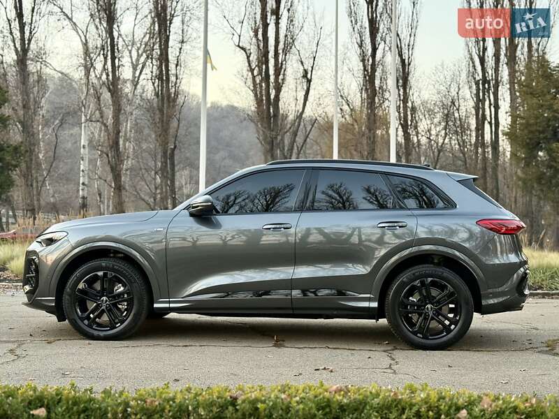 Внедорожник / Кроссовер Audi Q5 2025 в Киеве