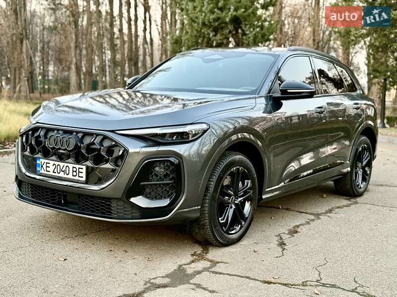 Внедорожник / Кроссовер Audi Q5 2025 в Киеве