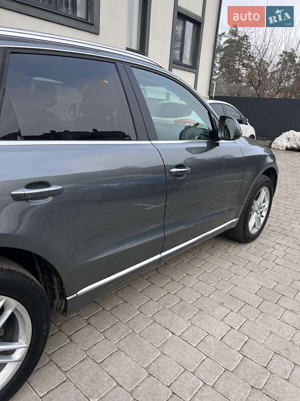 Внедорожник / Кроссовер Audi Q5 2015 в Ирпене