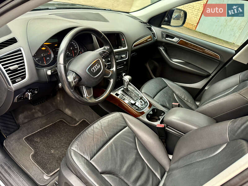 Внедорожник / Кроссовер Audi Q5 2015 в Ровно