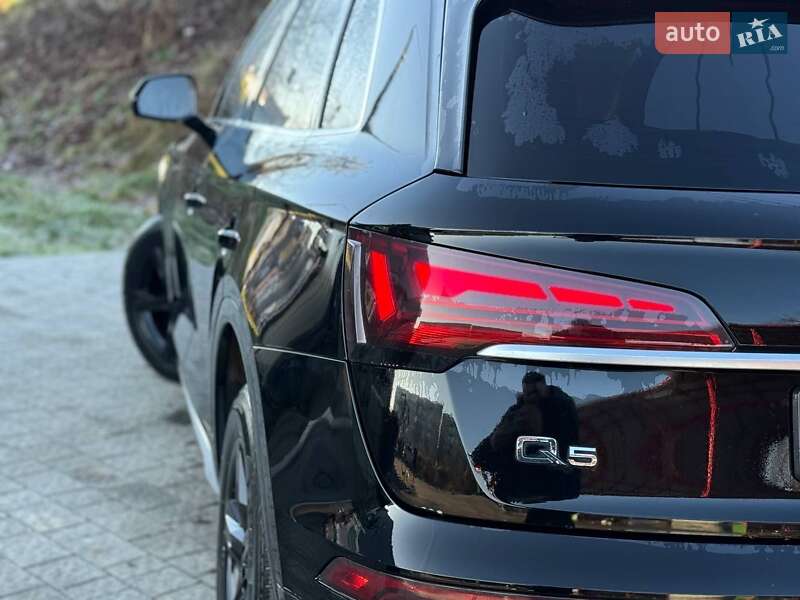 Внедорожник / Кроссовер Audi Q5 2020 в Стрые