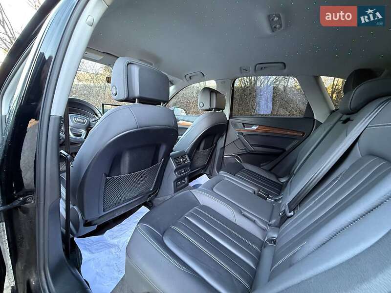 Внедорожник / Кроссовер Audi Q5 2020 в Стрые