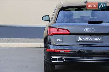 Внедорожник / Кроссовер Audi Q5 2020 в Киеве