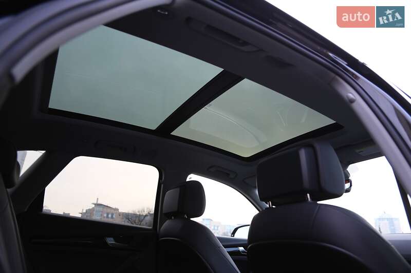 Внедорожник / Кроссовер Audi Q5 2020 в Киеве