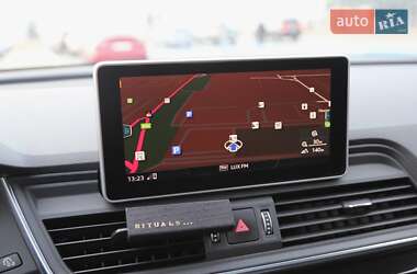 Внедорожник / Кроссовер Audi Q5 2020 в Киеве