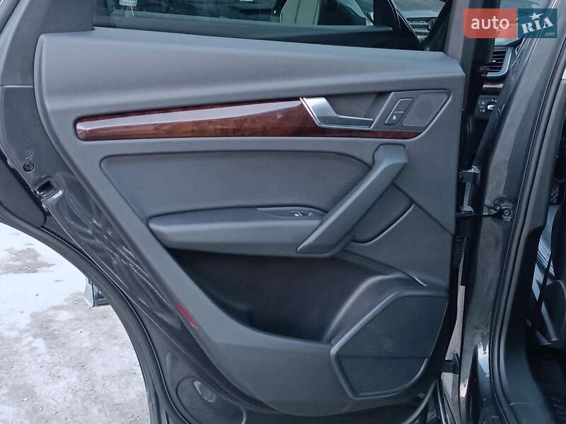 Внедорожник / Кроссовер Audi Q5 2018 в Львове