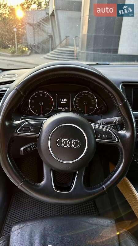 Внедорожник / Кроссовер Audi Q5 2013 в Запорожье