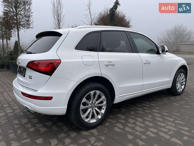 Внедорожник / Кроссовер Audi Q5 2015 в Луцке