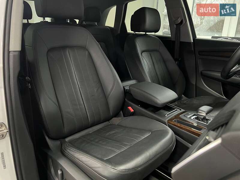 Внедорожник / Кроссовер Audi Q5 2019 в Полтаве