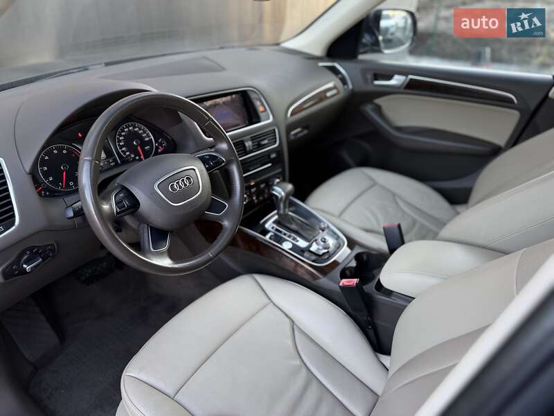 Внедорожник / Кроссовер Audi Q5 2015 в Львове