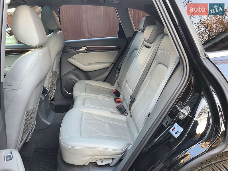 Позашляховик / Кросовер Audi Q5 2014 в Львові